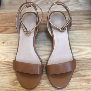 Loft 7.5 M brown ankle strap sandals .